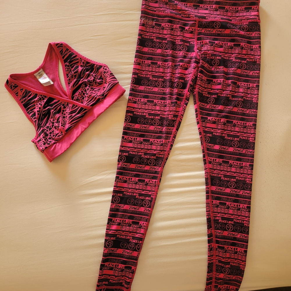 Zumba Fitness Pink and Black Printed Leggings and Sports Bra Set